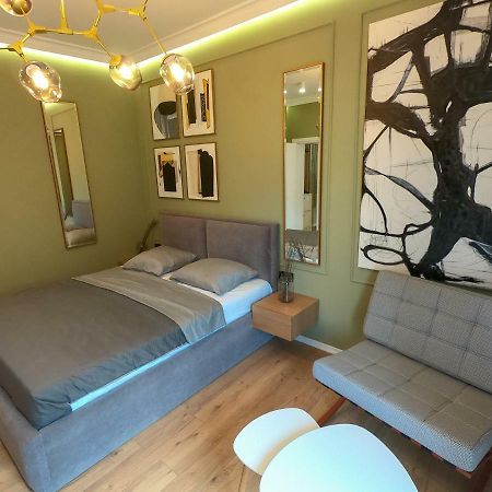 Roza'S Studio Tirana Center מראה חיצוני תמונה
