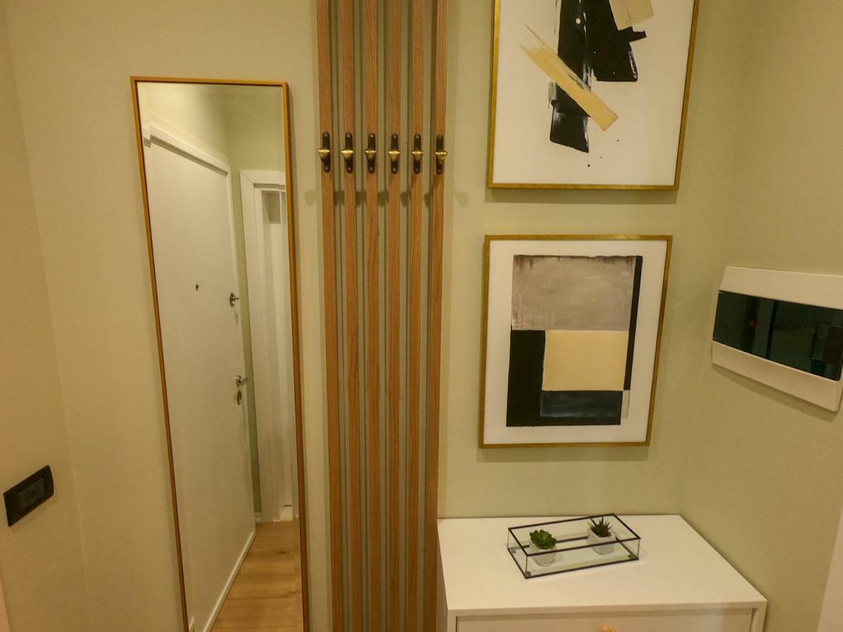 Roza'S Studio Tirana Center מראה חיצוני תמונה