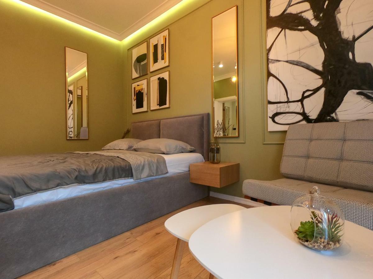 Roza'S Studio Tirana Center מראה חיצוני תמונה