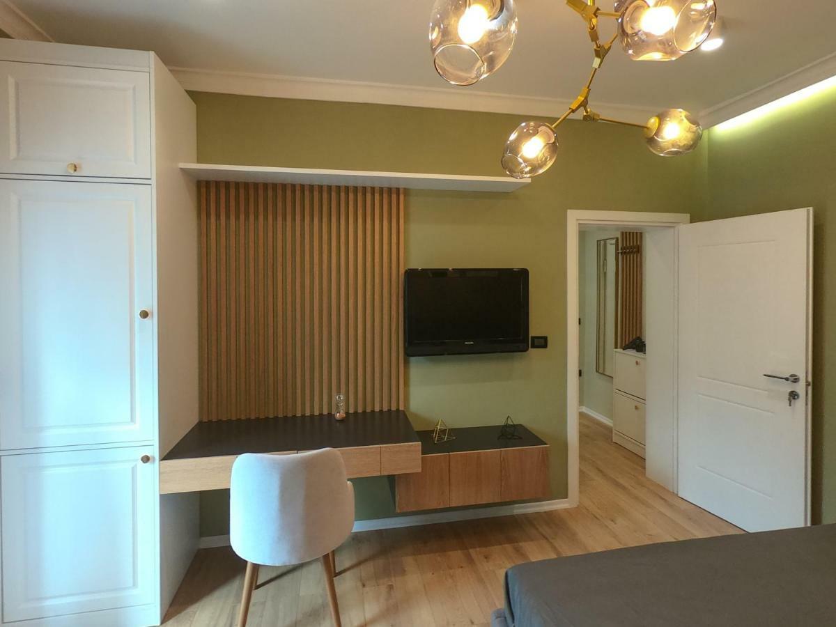 Roza'S Studio Tirana Center מראה חיצוני תמונה