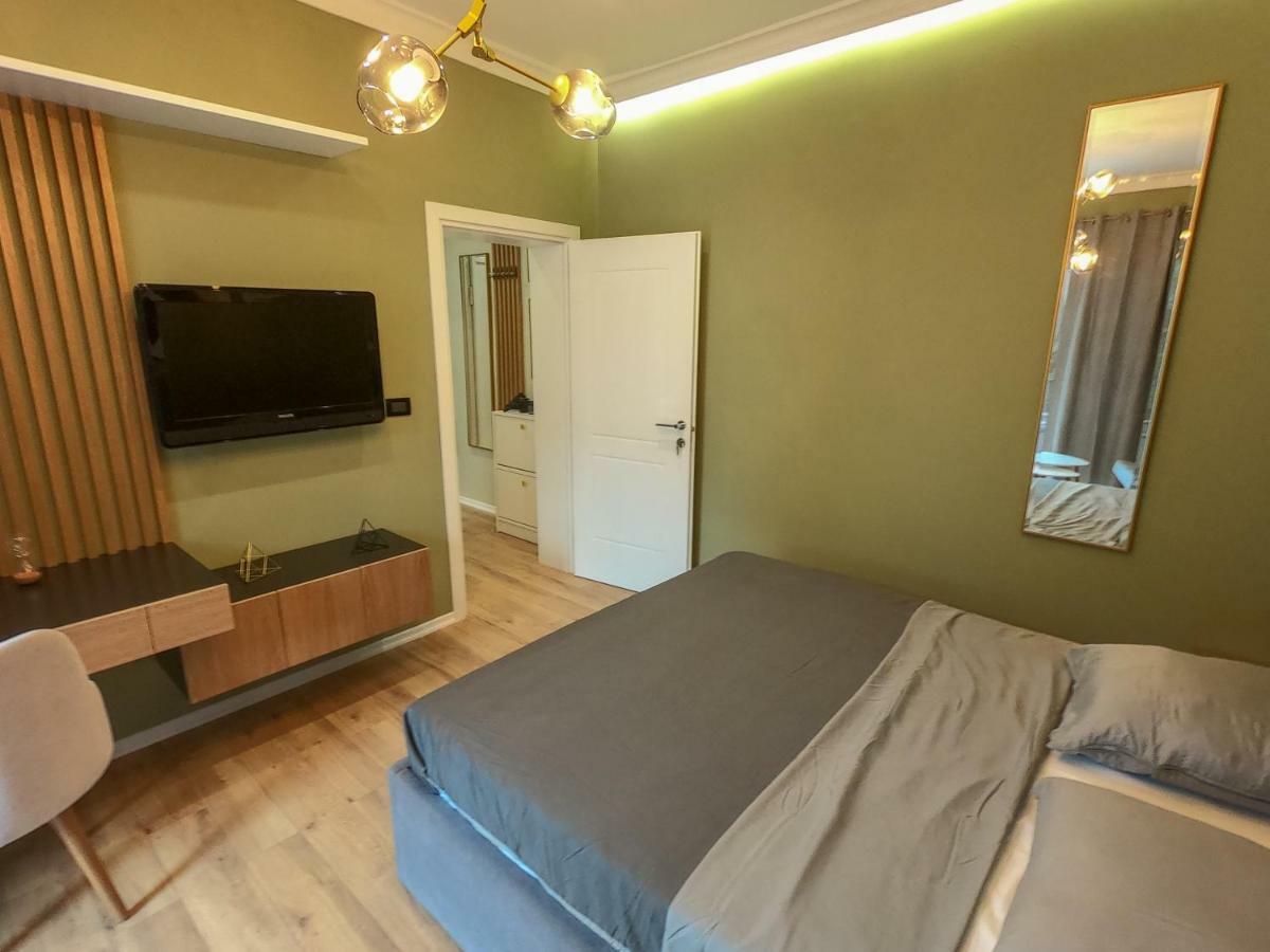 Roza'S Studio Tirana Center מראה חיצוני תמונה