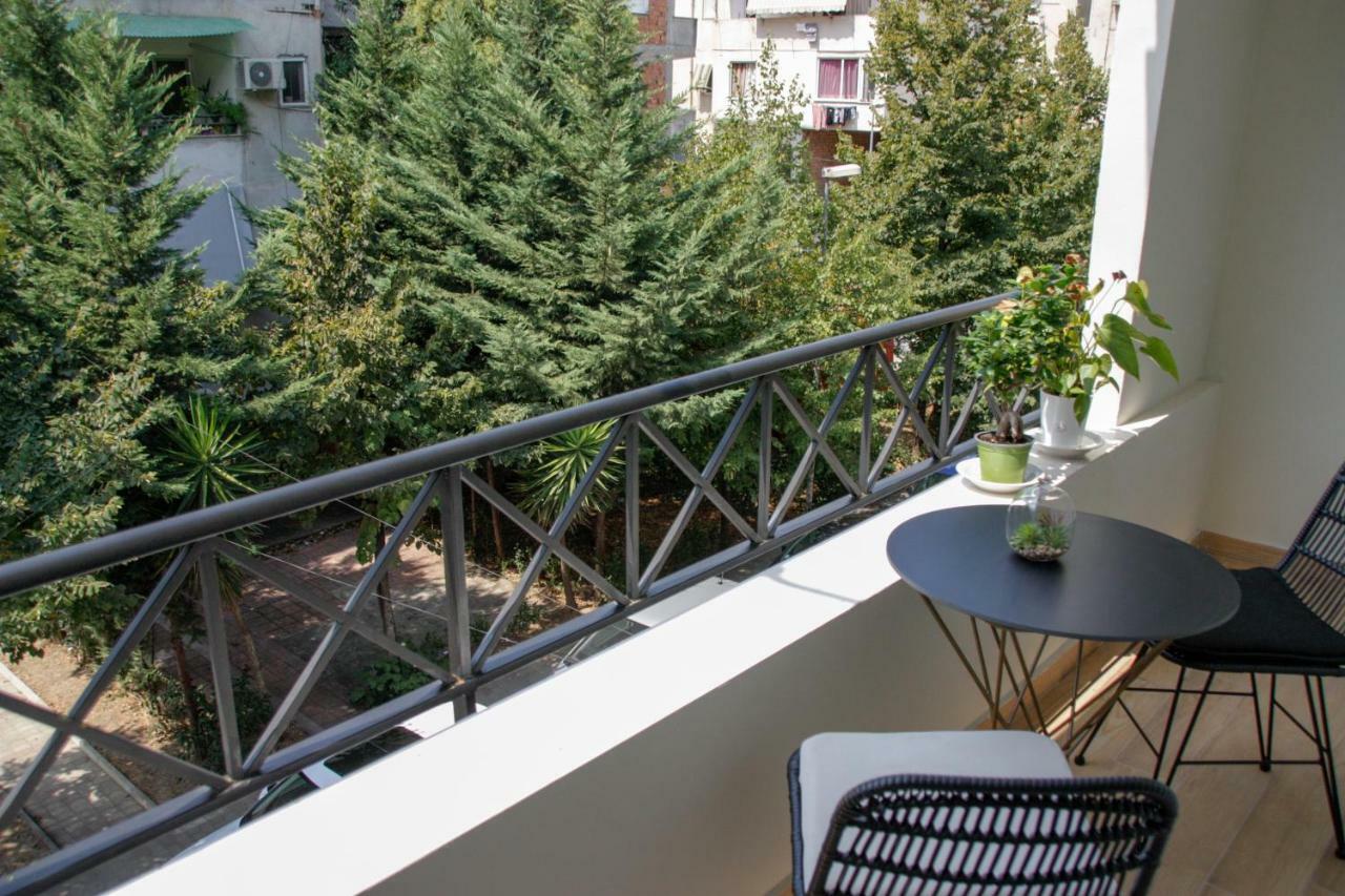 Roza'S Studio Tirana Center מראה חיצוני תמונה